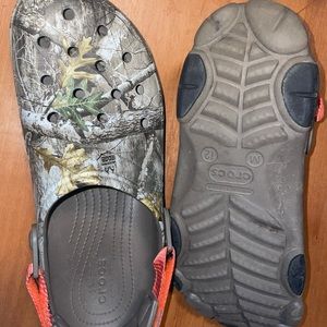 CROCS Men’s Camo Size 12
